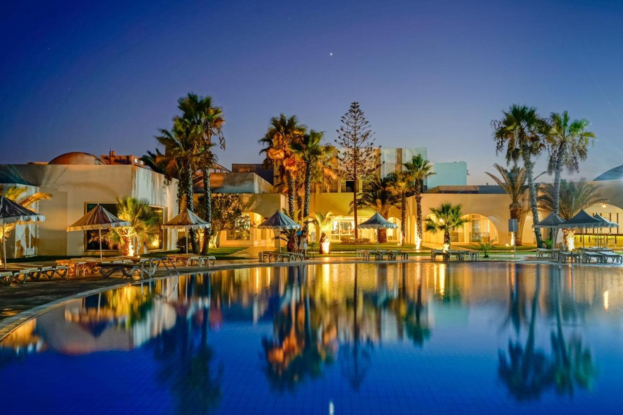 Отель Iliade Aqua Park Djerba Хумт-Сук Экстерьер фото